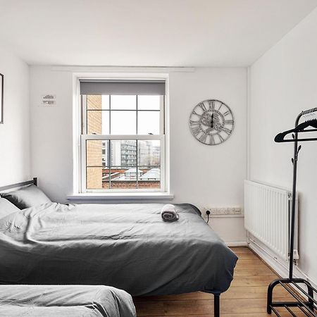Sleek Shoreditch Hideout - 2 Bed Gem With Balcony In Central 伦敦 外观 照片