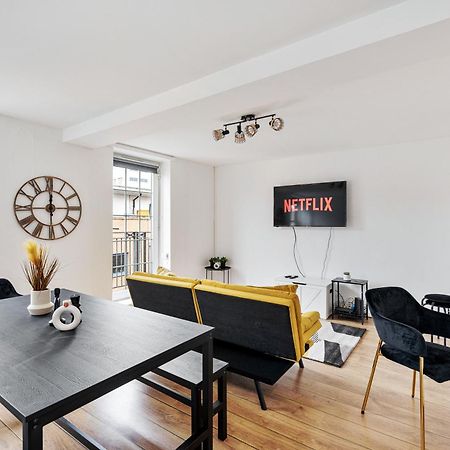 Sleek Shoreditch Hideout - 2 Bed Gem With Balcony In Central 伦敦 外观 照片