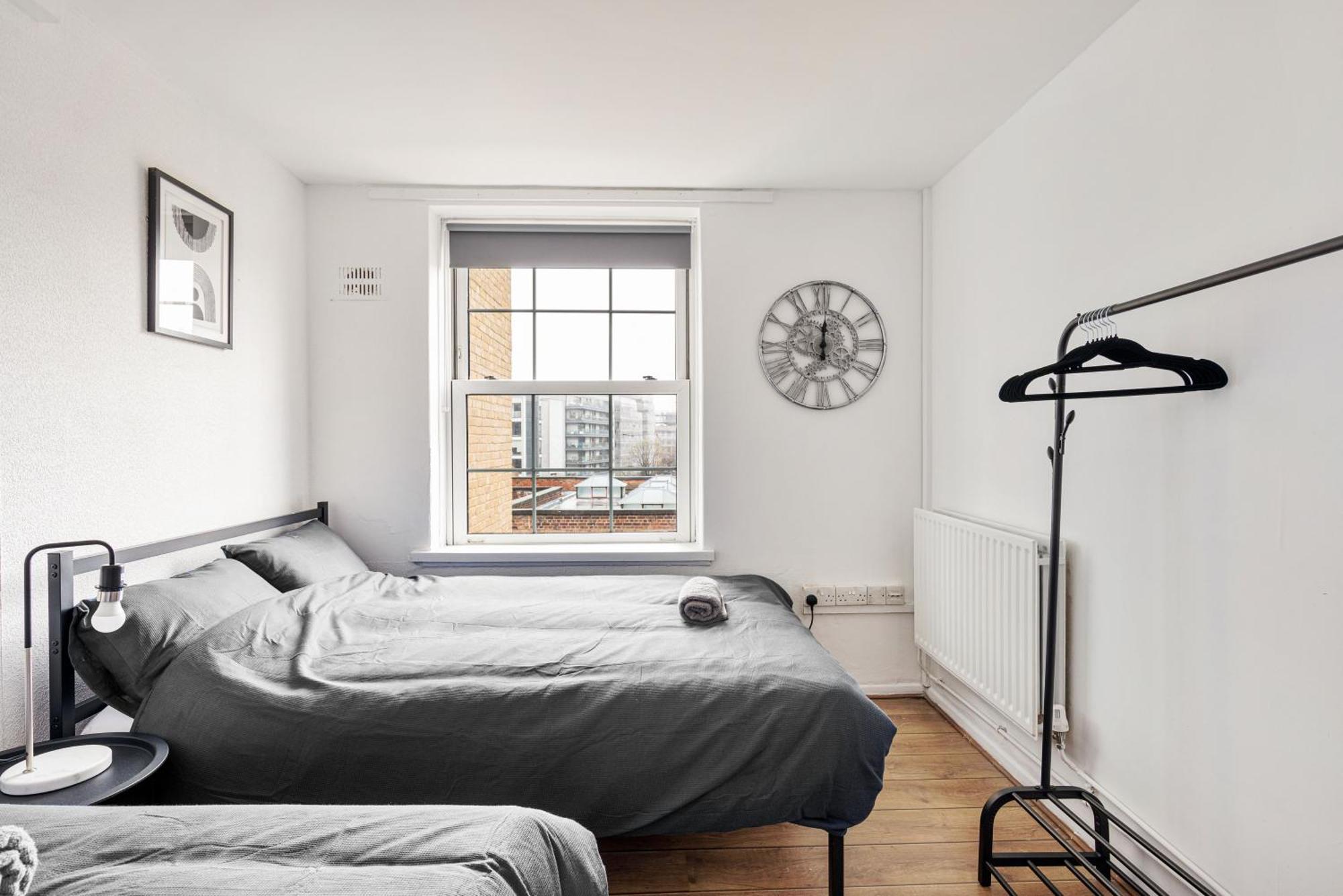 Sleek Shoreditch Hideout - 2 Bed Gem With Balcony In Central 伦敦 外观 照片