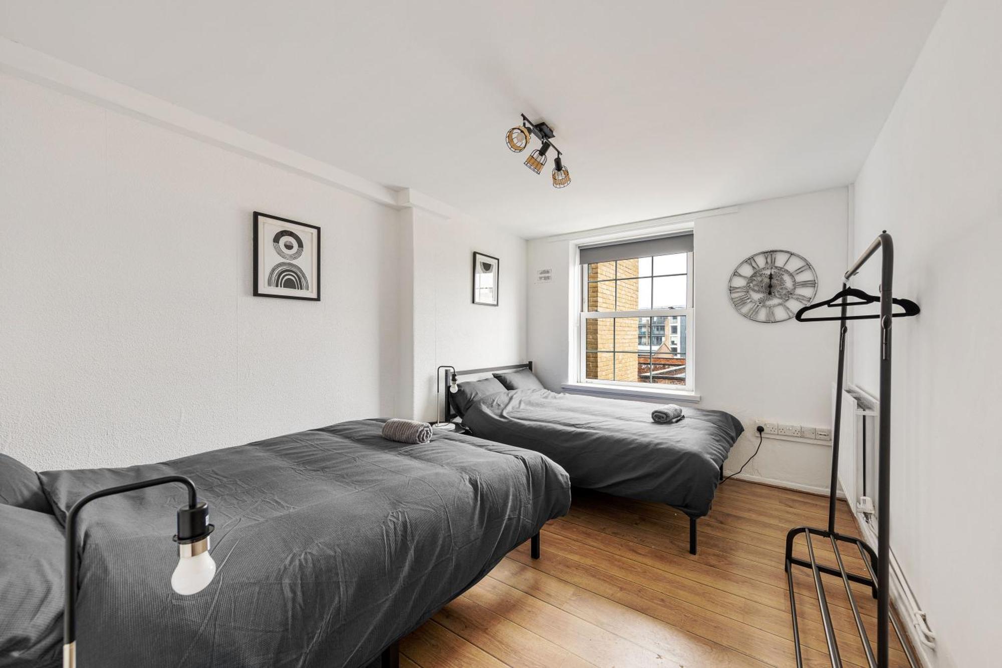 Sleek Shoreditch Hideout - 2 Bed Gem With Balcony In Central 伦敦 外观 照片